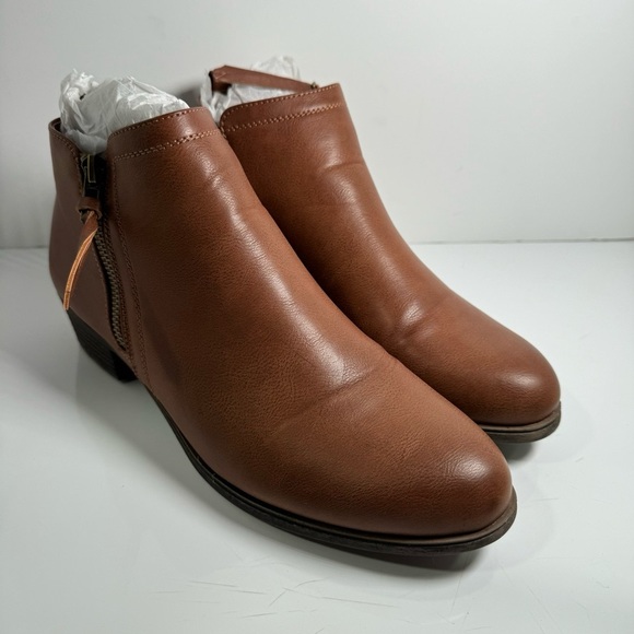 London Fog Women’s Ankle Booties sz 10 #205-C - Picture 7 of 7